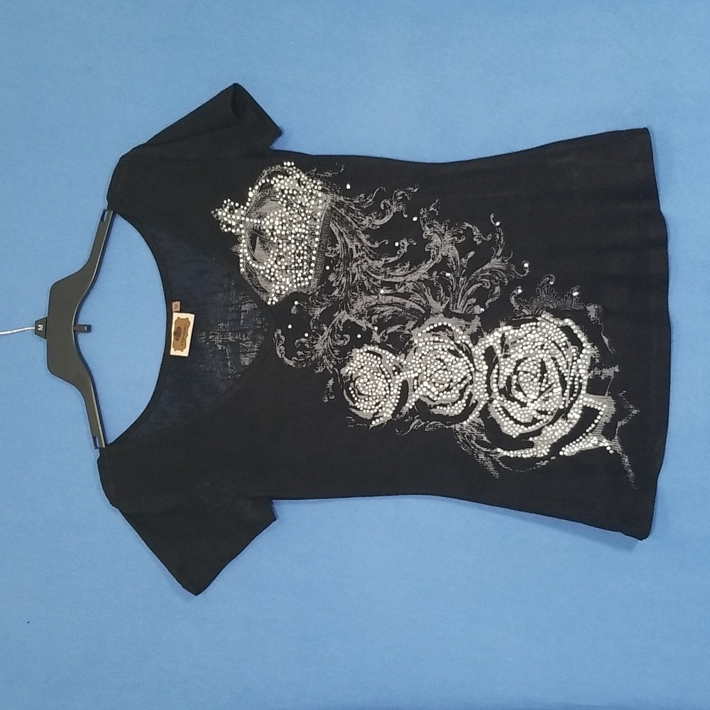 Vintage Couture Size M V-Neck Shear Short Sleeve T-Shirt